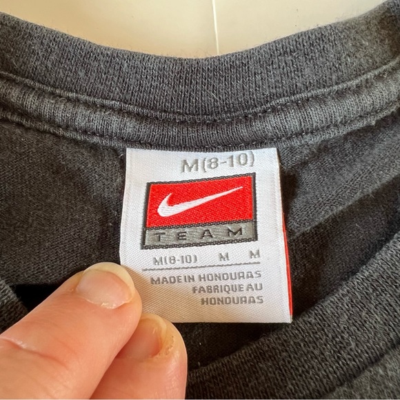 Nike Size Medium 8-10 Missouri Tigers Mizzou Black Gold Shirt Top Tee - Picture 3 of 3